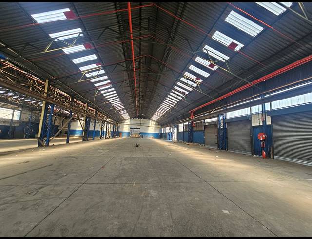 6,797M² WAREHOUSE TO LET IN TUNNEY